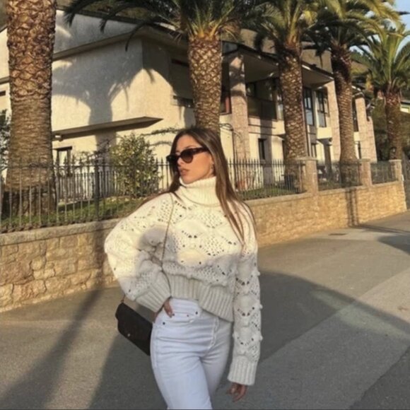 BLOGGERS FAV! Zara Cable Knit Openwork Turtleneck Cropped Sweater w/ Buttons S - Picture 3 of 7